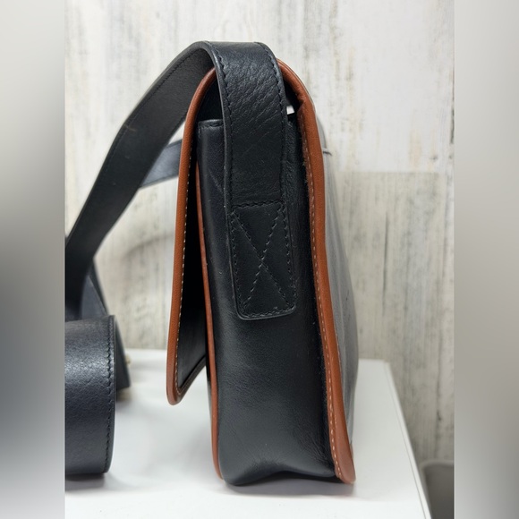 Vintage Celine Leather Crossbody Bag - Picture 3 of 8